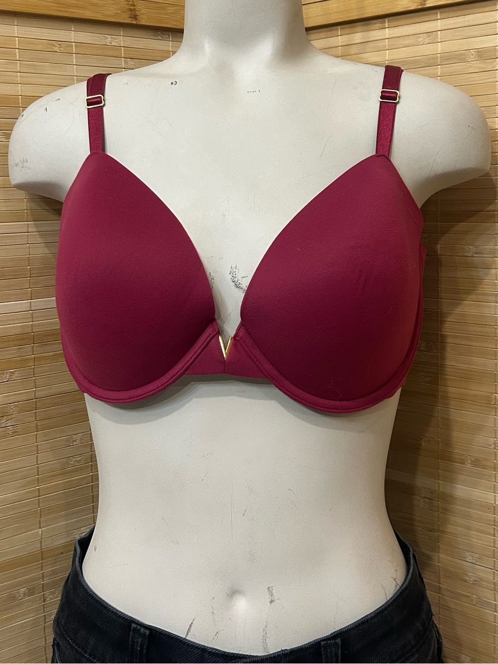 Victoria’s Secret burgundy lined Demi bra womans size 36D
